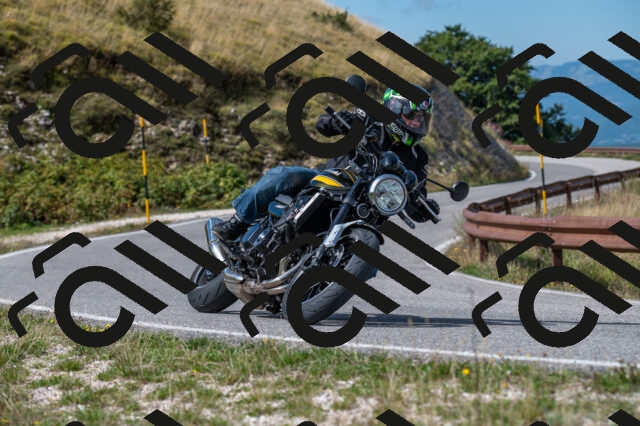 202509071124-M22_9929_m1_