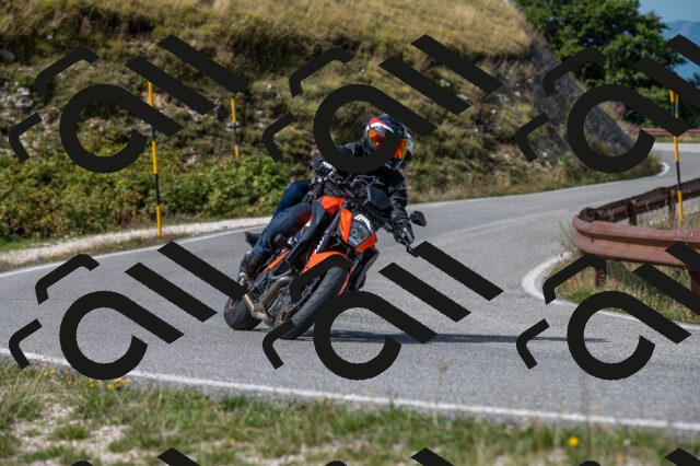 202509071124-M22_9935_m1_