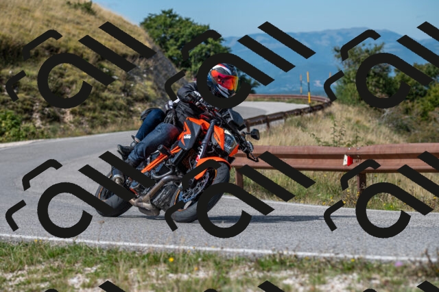 202509071124-M22_9936_m1_