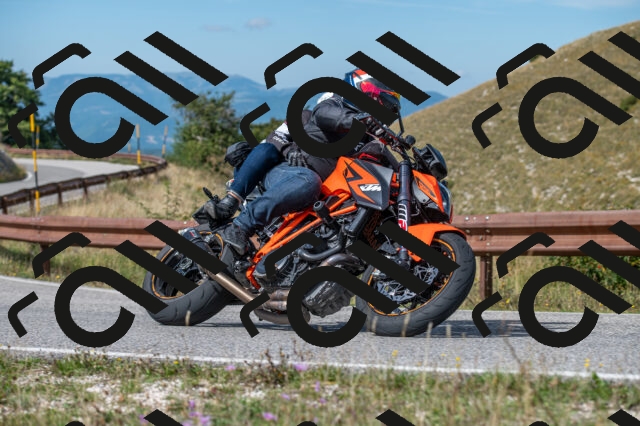 202509071124-M22_9937_m1_