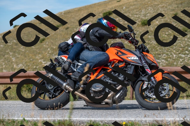 202509071124-M22_9938_m1_