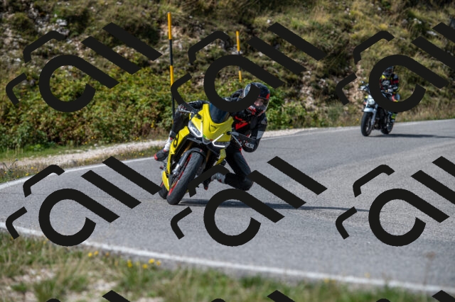 202509071125-M22_9941_m1_