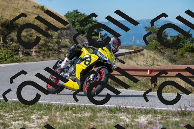 202509071129-M22_9987_m1_