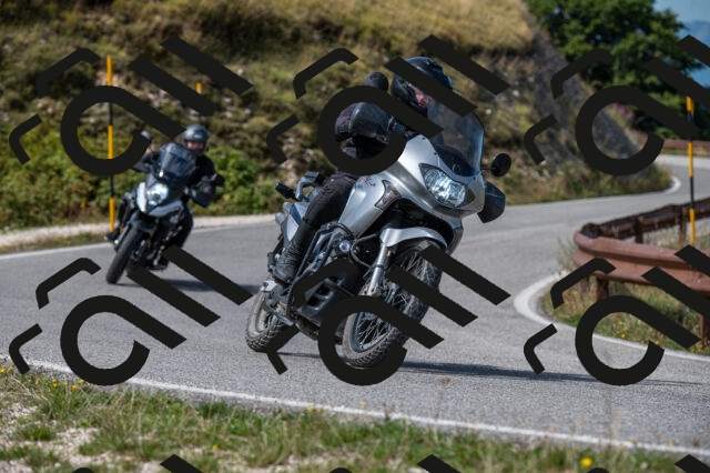 202509071130-M22_9996_m1_