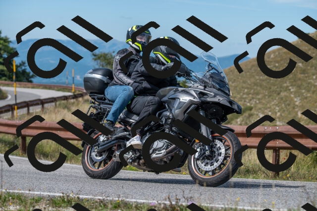 202509071133-M22_0031_m1_