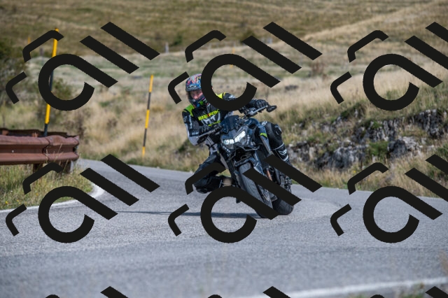 202509071134-M22_0033_m1_