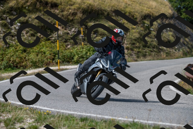 202509071134-M22_0043_m1_