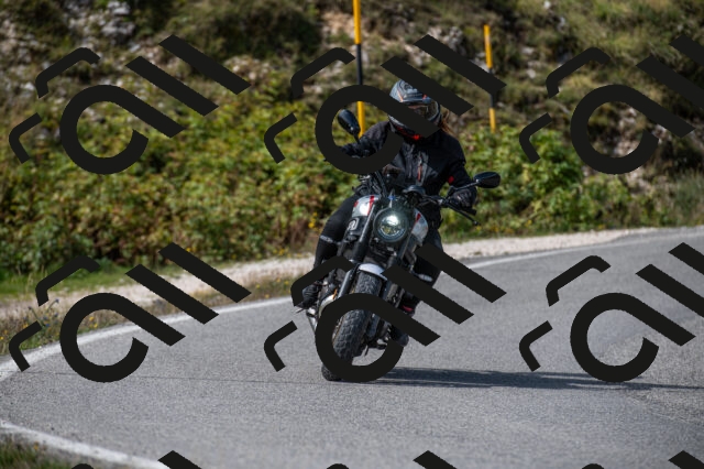 202509071135-M22_0052_m1_