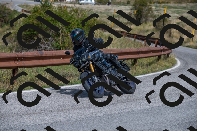 202509071142-M22_0076_m1_