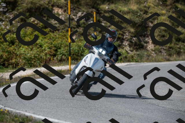 202509071142-M22_0082_m1_