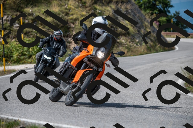 202509071143-M22_0093_m1_