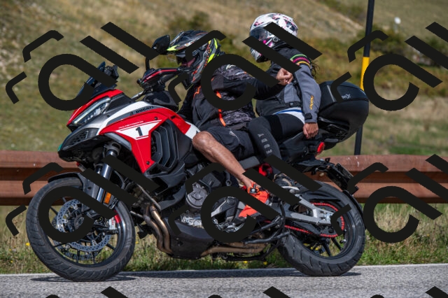 202509071143-M22_0097_m1_