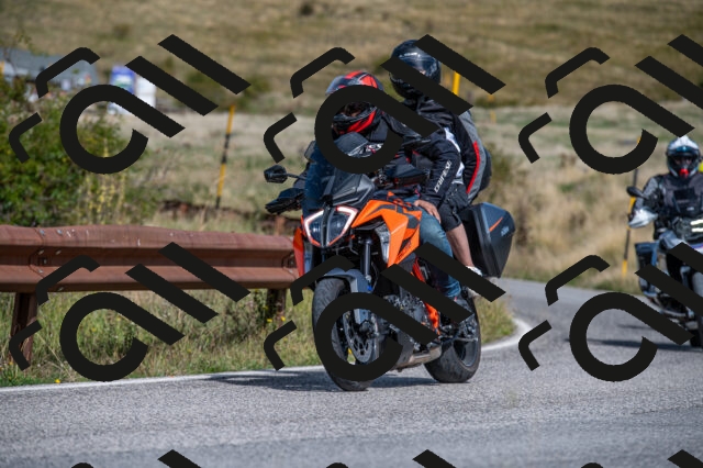 202509071143-M22_0111_m1_