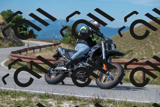 202509071144-M22_0123_m1_