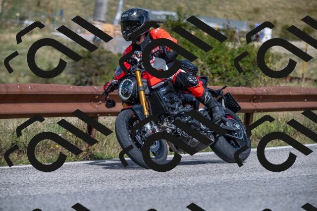 202509071145-M22_0139_m1_