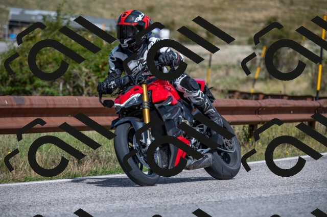 202509071145-M22_0144_m1_