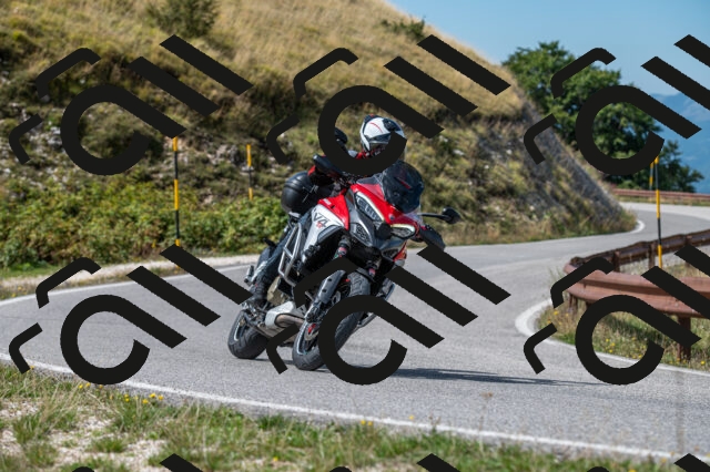 202509071149-M22_0190_m1_