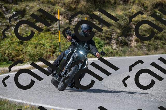 202509071149-M22_0193_m1_