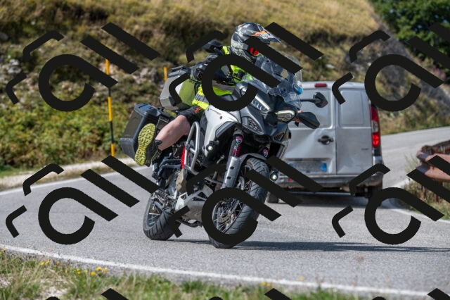 202509071149-M22_0201_m1_