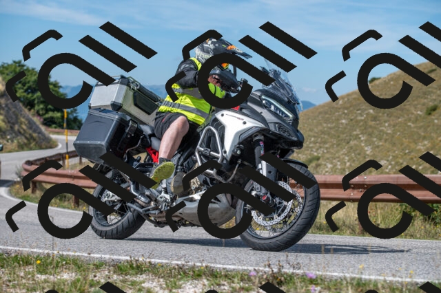 202509071149-M22_0204_m1_