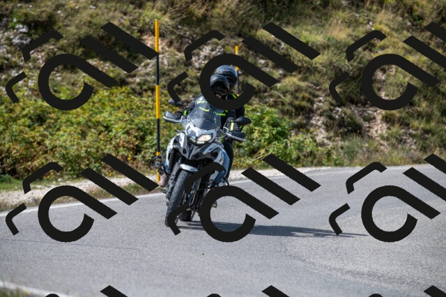 202509071152-M22_0207_m1_