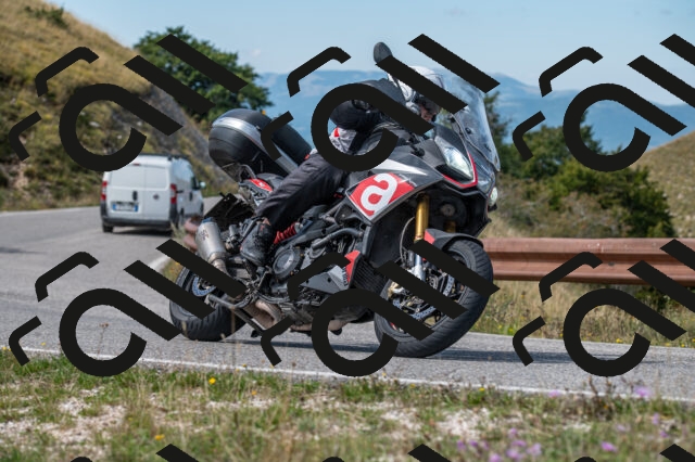 202509071158-M22_0251_m1_