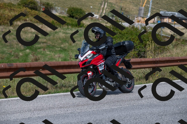 202509071202-M22_0259_m1_