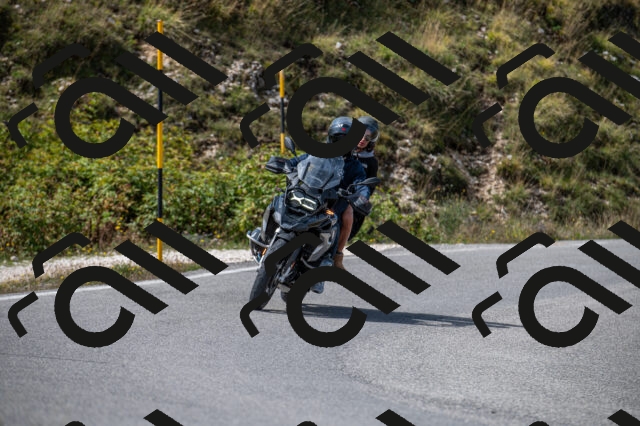 202509071203-M22_0260_m1_