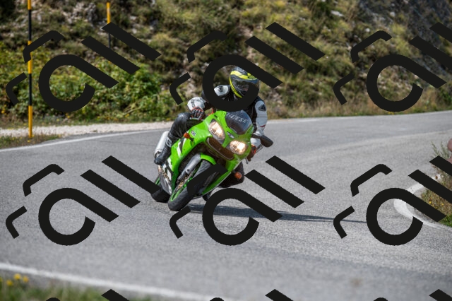 202509071203-M22_0264_m1_