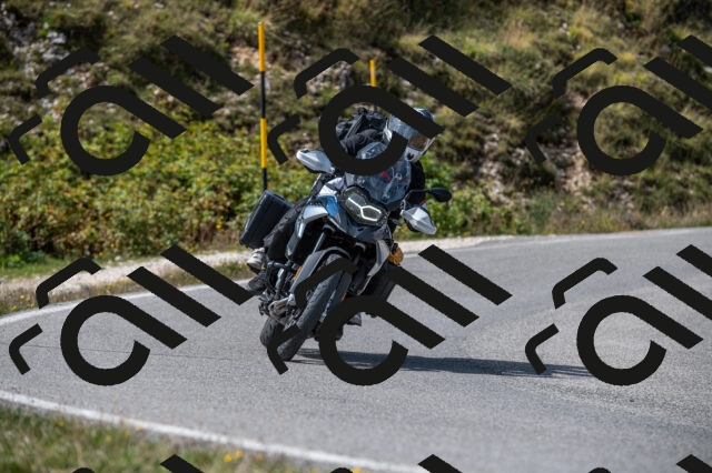 202509071208-M22_0292_m1_