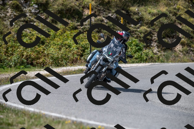 202509071210-M22_0303_m1_