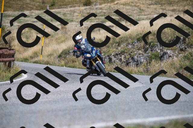 202509071215-M22_0327_m1_