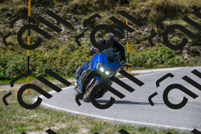 202509071217-M22_0334_m1_