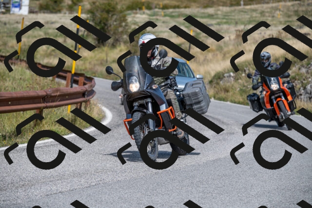 202509071237-M22_0366_m1_