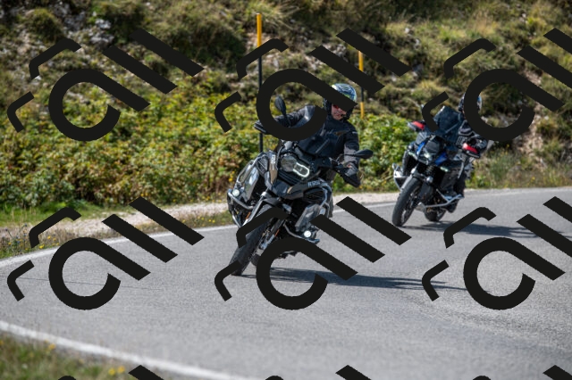 202509071243-M22_0380_m1_