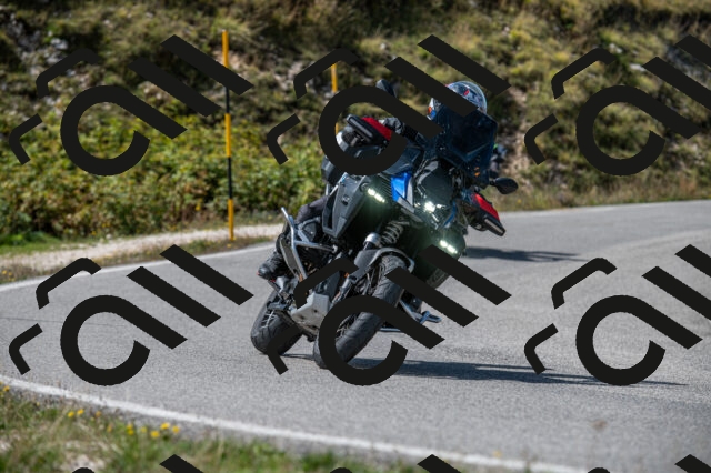 202509071243-M22_0384_m1_