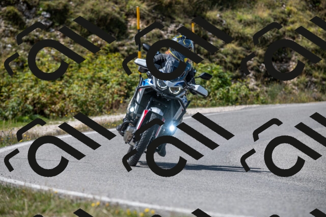 202509071246-M22_0404_m1_