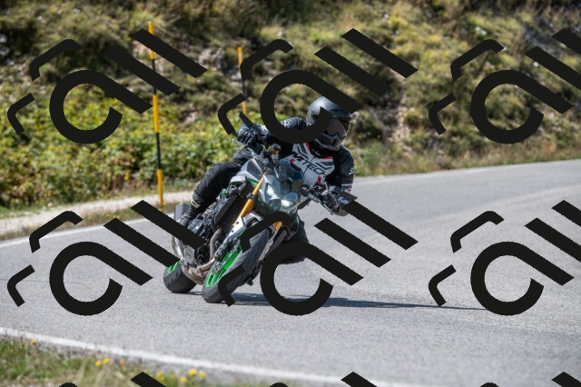 202509071250-M22_0415_m1_