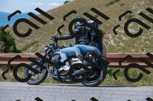 202509071300-M22_0444_m1_