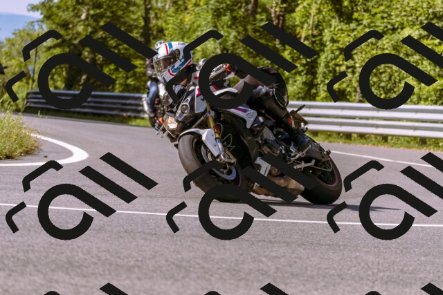 202509071037-_DSC8910_d1_