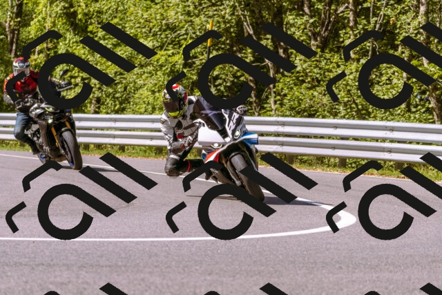 202509071039-_DSC8929_d1_