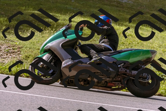 202509071040-_DSC8941_d1_