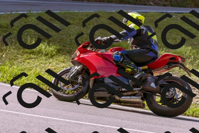 202509071040-_DSC8950_d1_