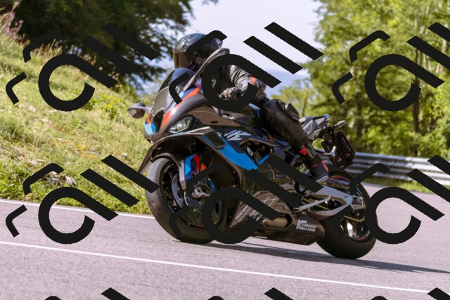 202509071041-_DSC8960_d1_