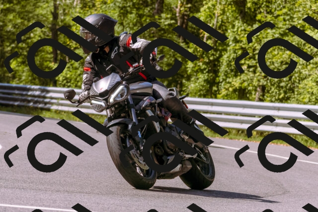 202509071045-_DSC8973_d1_