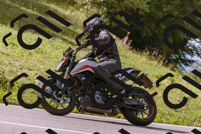 202509071045-_DSC8977_d1_