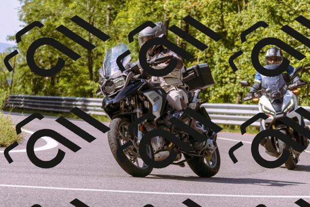 202509071049-_DSC8980_d1_