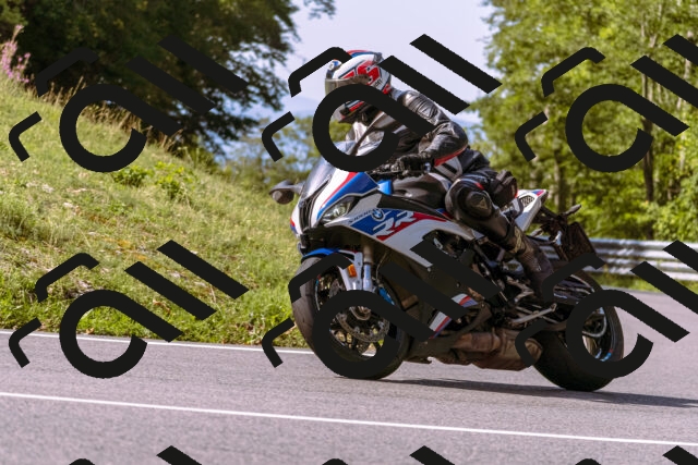 202509071051-_DSC8996_d1_