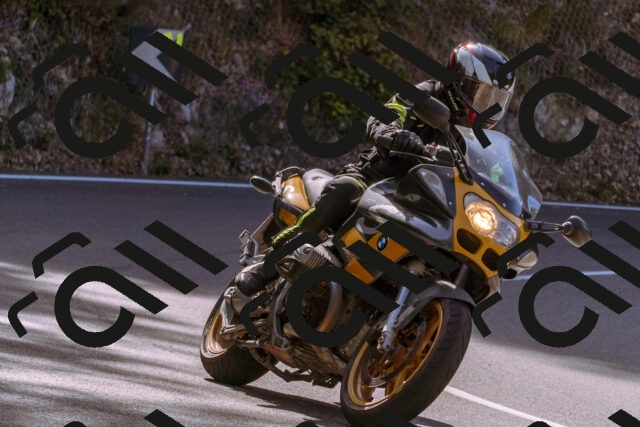 202509071051-_DSC9000_d1_