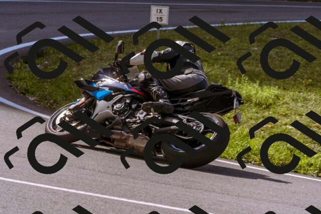 202509071053-_DSC9019_d1_